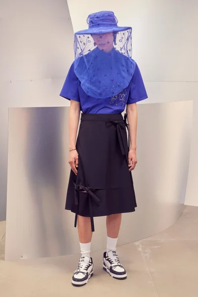 Look 11